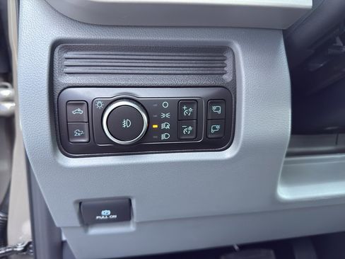 New 2026 Ford F350 XLT w/ XLT Premium Package image 19