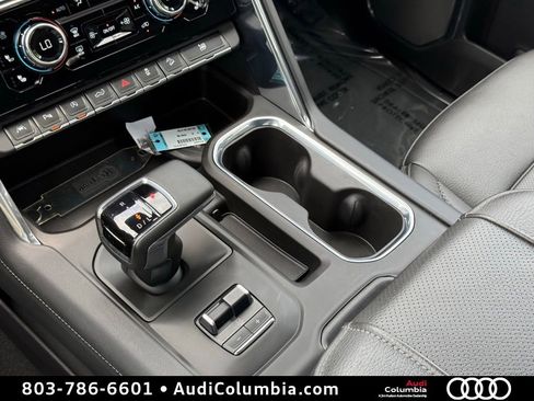Used 2023 GMC Sierra 1500 Denali w/ Denali Reserve Package AWD/4WD image 32