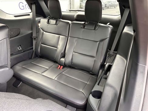 Used 2025 Ford Explorer ST-Line image 14