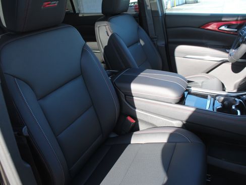 New 2026 Chevrolet Traverse Z71 w/ Driver Confidence Package image 16