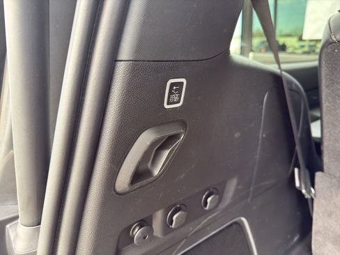 Used 2024 Jeep Wagoneer Series III image 29