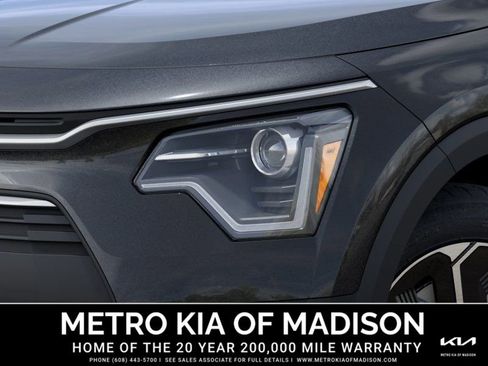 New 2026 Kia Niro LX image 10