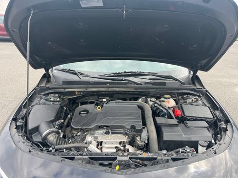 Used 2020 Chevrolet Malibu LT FWD image 31