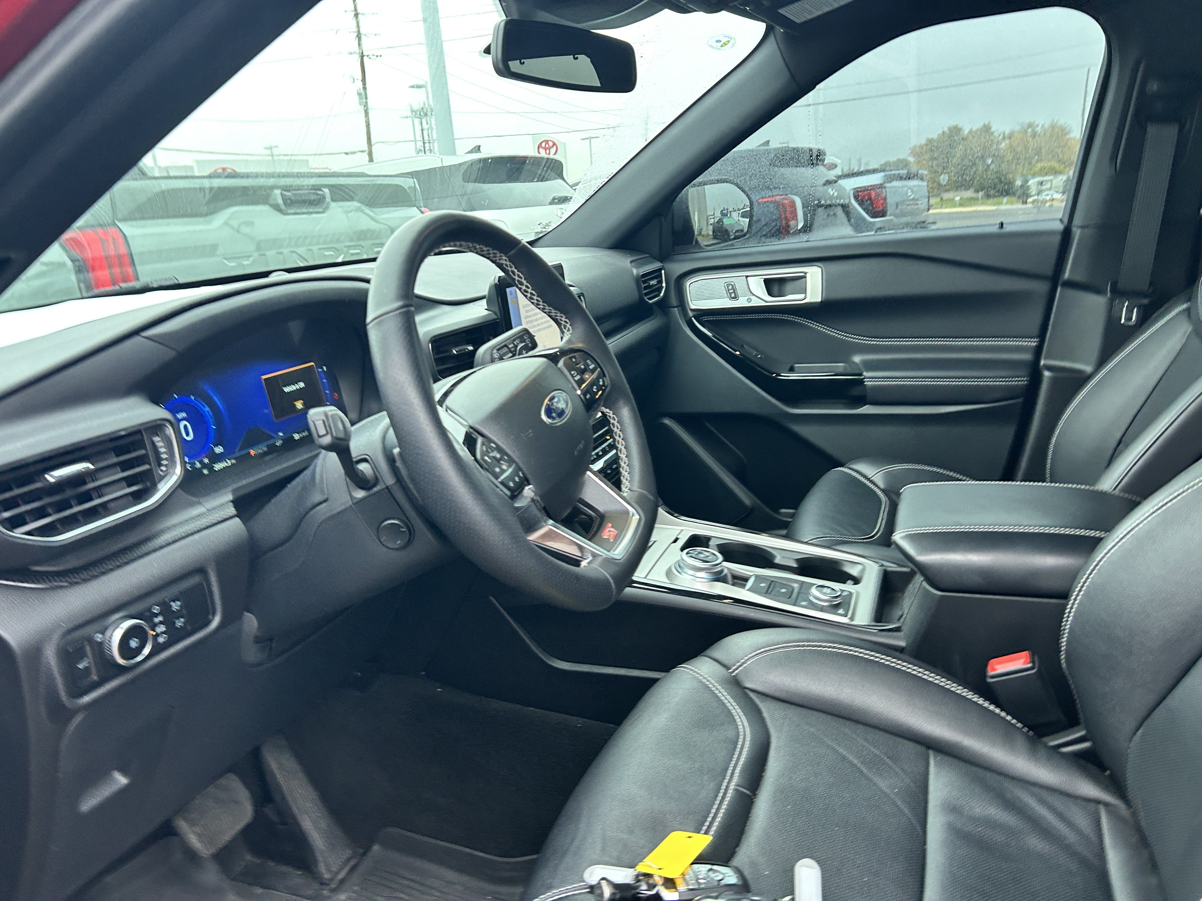 Used 2023 Ford Explorer ST w/ Equipment Group 401A AWD/4WD image 9