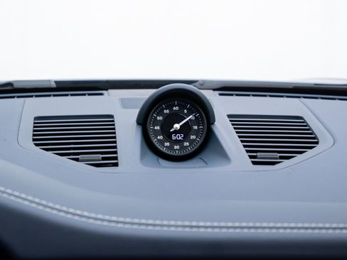 New 2026 Porsche 911 Carrera 4S image 28