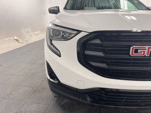 Used 2021 GMC Terrain SLT w/ Elevation Edition FWD image 9