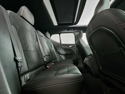 New 2026 Volvo XC40 B5 Ultra w/ Protection Package Premier AWD/4WD image 25