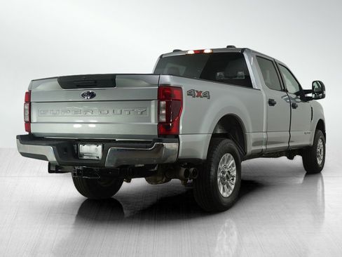 Used 2022 Ford F250 XLT AWD/4WD image 5