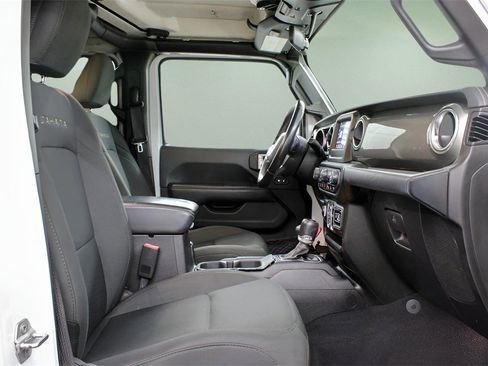 Used 2019 Jeep Wrangler Unlimited Sahara w/ Safety Group image 24