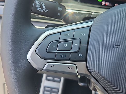 New 2026 Volkswagen Atlas Peak Edition AWD/4WD image 15
