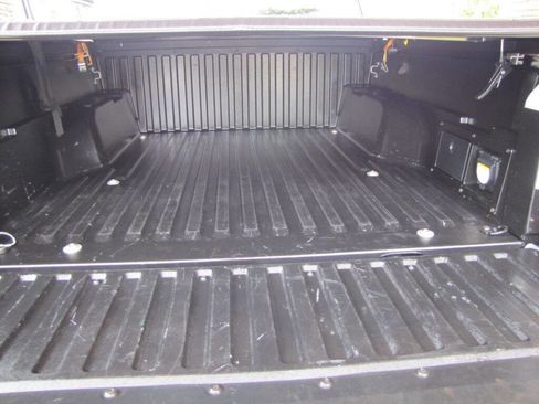 Used 2020 Toyota Tacoma TRD Off-Road RWD image 32