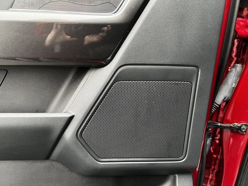 Used 2021 Ford F150 XLT w/ Equipment Group 302A High image 11