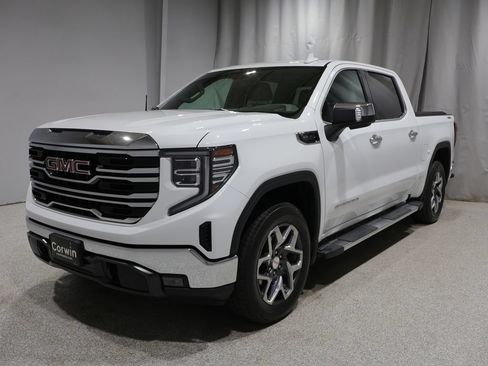 Used 2023 GMC Sierra 1500 SLT w/ SLT Premium Package AWD/4WD image 7
