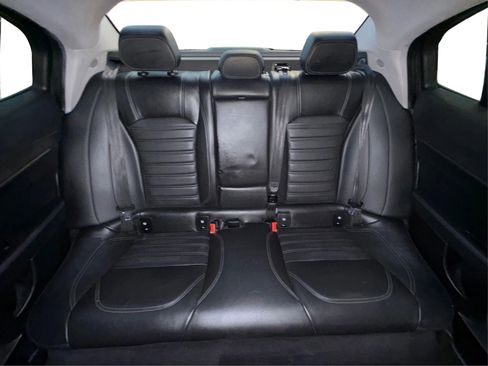 Used 2017 Alfa Romeo Giulia Ti w/ TI 19" Sport Package image 16