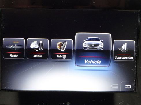 Used 2016 Mercedes-Benz C 300 Sedan image 22