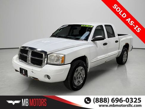 Used 2005 Dodge Dakota Laramie w/ Sport Appearance Group AWD/4WD image 1