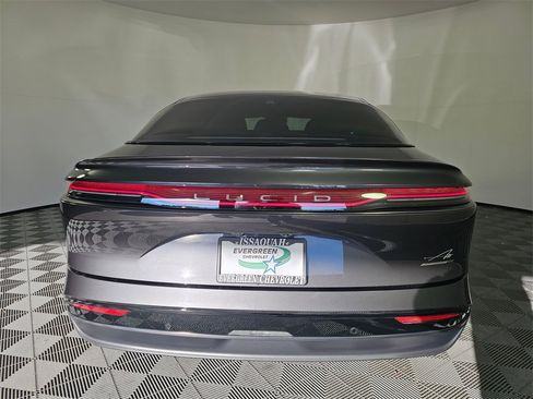 Used 2024 Lucid Air Touring image 6
