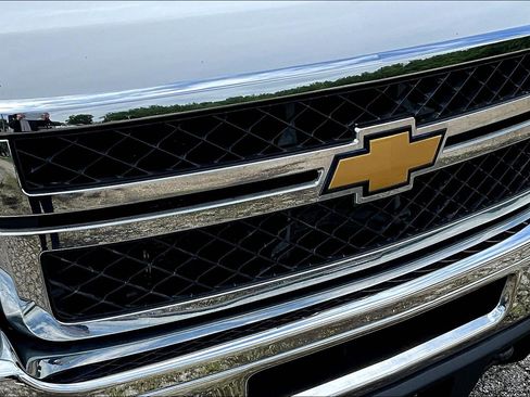 Used 2013 Chevrolet Silverado 2500 W/T AWD/4WD image 23