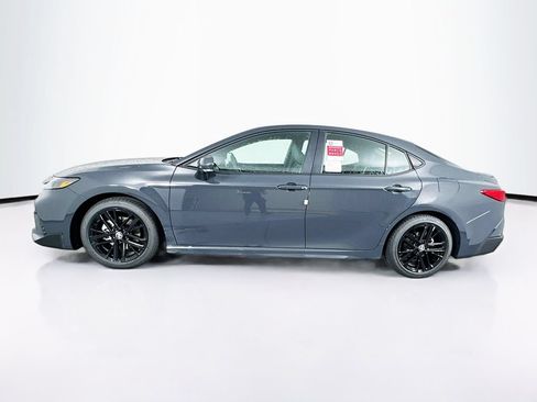 New 2026 Toyota Camry SE FWD image 5