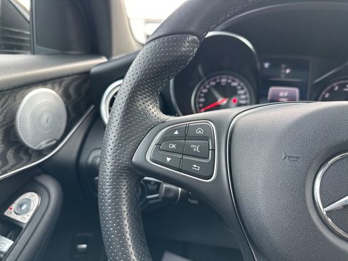 Used 2018 Mercedes-Benz GLC 300 4MATIC image 43