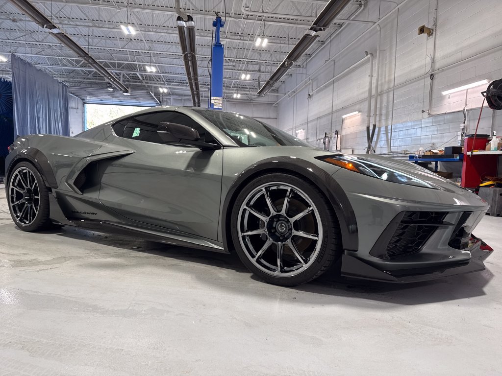Used 2022 Chevrolet Corvette Stingray Premium Cpe w/ Z51 Performance Package RWD image 50