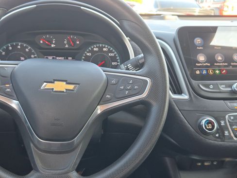 Used 2023 Chevrolet Malibu LT FWD image 21