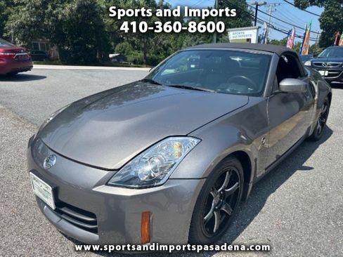 Used 2008 Nissan 350Z Touring image 1