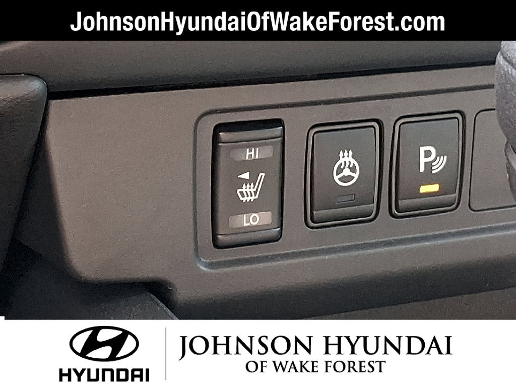 Used 2026 Nissan Frontier SV w/ All-Weather Content Package AWD/4WD image 11