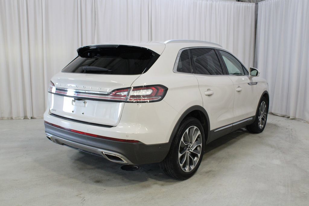 Used 2023 Lincoln Nautilus Reserve w/ Equipment Group 201A AWD/4WD image 27