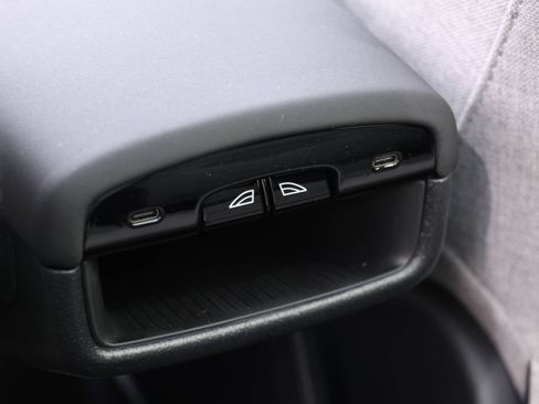 New 2025 Volvo EX30 Ultra w/ Protection Package Premier image 15