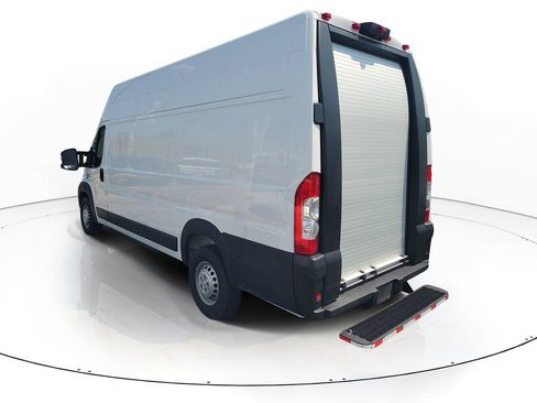 Used 2024 RAM ProMaster 3500 w/ Delivery Van Package FWD image 3
