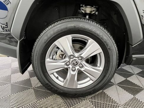 Used 2024 Toyota RAV4 XLE w/ Convenience Package AWD/4WD image 15