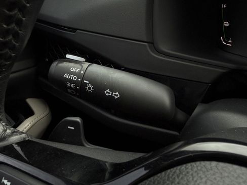 Used 2023 Honda Accord Touring image 18