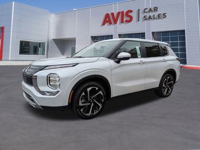 Used 2024 Mitsubishi Outlander SE