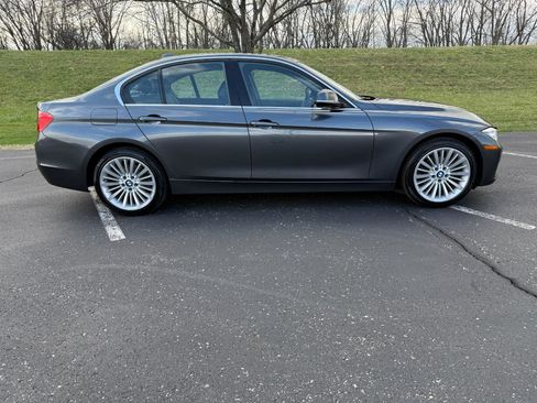 Used 2013 BMW 328i xDrive Sedan image 2