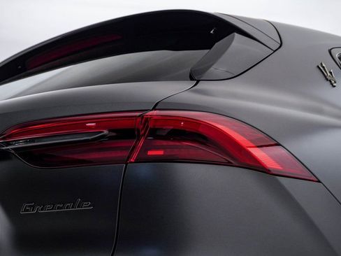 Certified 2024 Maserati Grecale Trofeo image 13