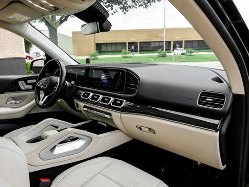 Used 2021 Mercedes-Benz GLE 350 w/ Premium Package image 18