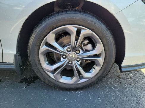 Used 2023 Honda Accord EX image 7