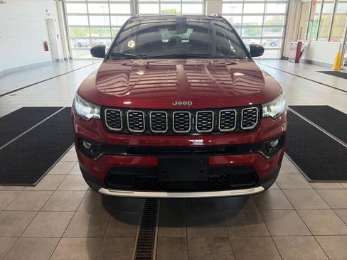 Used 2026 Jeep Compass Limited w/ Sun, Sound & Navigation Group AWD/4WD image 12
