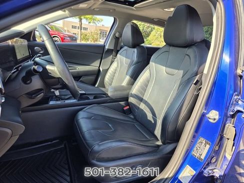 Used 2023 Hyundai Elantra Limited w/ Winter Weather Package FWD image 7