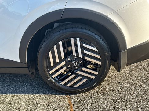 New 2026 Nissan Leaf SV+ image 19