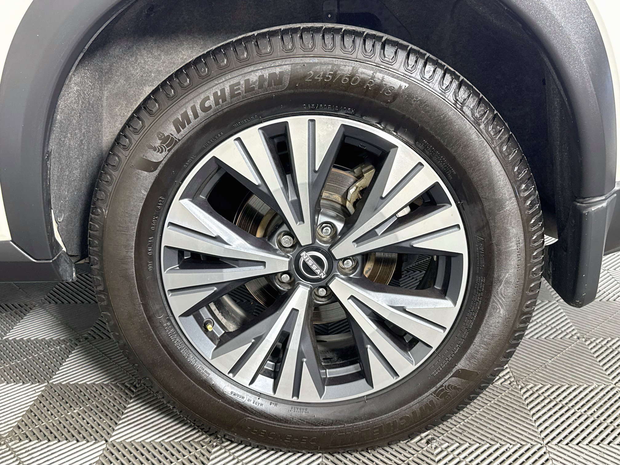 Used 2022 Nissan Rogue SV FWD image 65