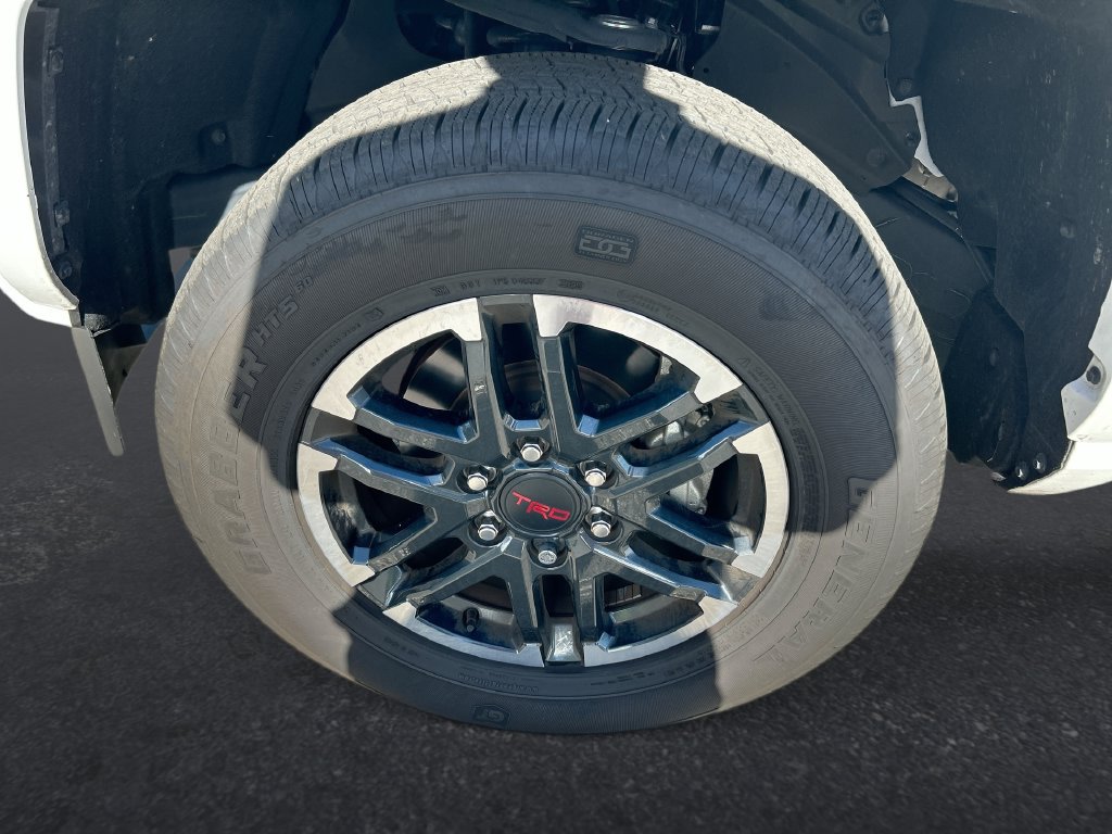 Used 2025 Toyota Tacoma TRD Sport AWD/4WD image 10