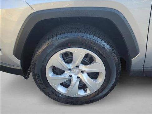 Used 2025 Toyota RAV4 LE image 28