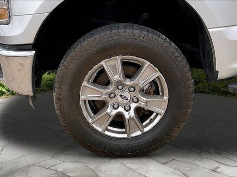 Used 2015 Ford F150 XLT w/ Equipment Group 301A Mid AWD/4WD image 32