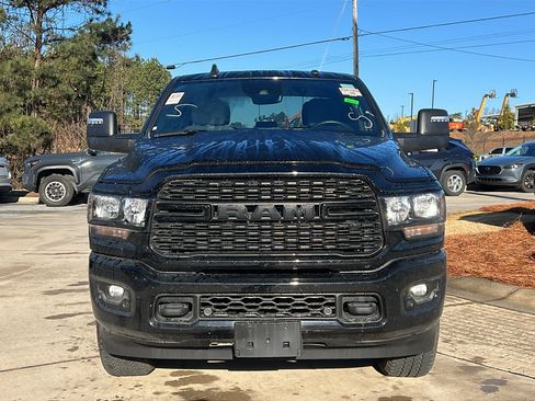 Used 2024 RAM 2500 Big Horn w/ Night Edition image 3
