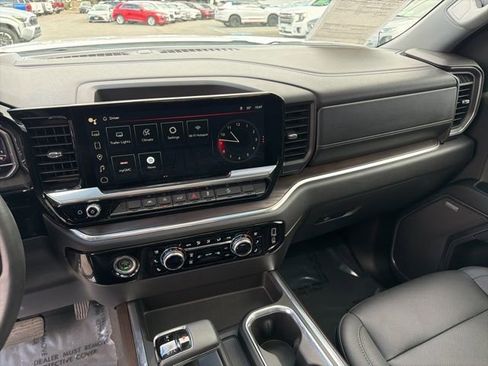 Used 2023 GMC Sierra 1500 SLT w/ SLT Premium Package image 17