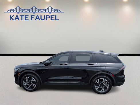 Used 2025 Lincoln Nautilus Premier w/ Jet Appearance Package AWD/4WD image 4