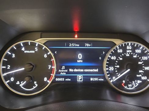 Used 2024 Nissan Sentra SV FWD image 11
