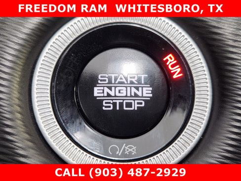 Used 2025 Jeep Grand Cherokee Altitude AWD/4WD image 16